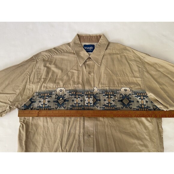 Vintage Wrangler Men's XL Beige Short Sleeve Pearl Snap Aztec Southwest Shirt - Picture 3 of 9